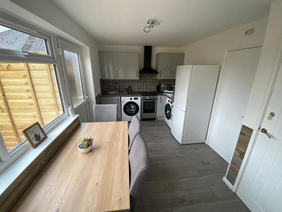 Gatwick Studio Horley Kültér fotó